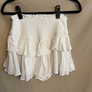 Ivy & Leo Women’s Small White Ruffled Mini Skirt/Skort